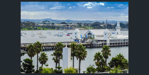 Waterfront (Yarra St) By Gold Star Stays - Internet Find 1