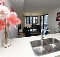 WATERFRONT DARWIN TROPICAL DELIGHT - Internet Find