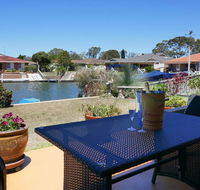 Waterfront Haven with jetty mooring and WiFI - Internet Find