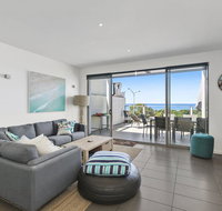 WATERFRONT SEVEN - In the heart of Lorne - Internet Find