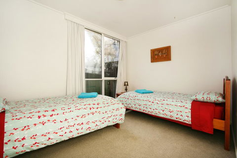 Wattle Holiday Rental - Internet Find 3