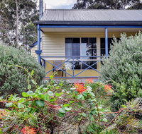 Waverley House Cottages - Internet Find