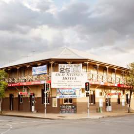 Old Sydney Hotel - Internet Find 0