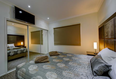 Western Downs Motor Inn - Internet Find 2