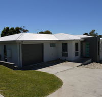 Westwood Villas - Bridport - Internet Find