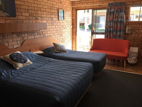 Whale Fisher Motel - Internet Find 2