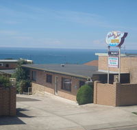 Whale Fisher Motel - Internet Find