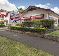 Whiteoaks Motel  Lodges - Internet Find