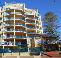 Whitesands G2 - Main Beach Location - Internet Find