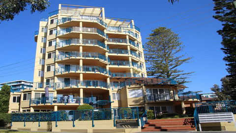 Whitesands G2 - Main Beach Location - Internet Find 0