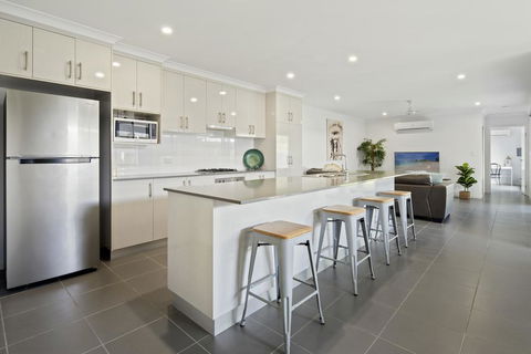 Whitsunday Family Escape - Internet Find 2