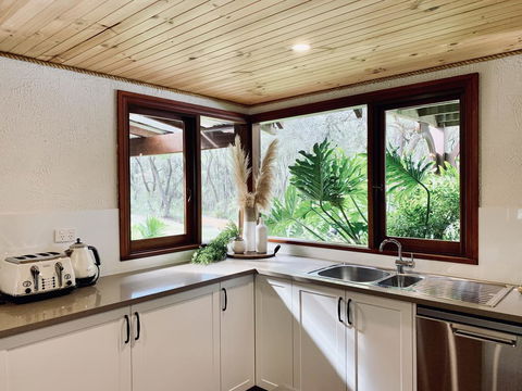 William Bay Cottages - Internet Find 0