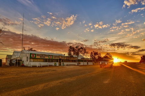 William Creek Camp Ground & Units - Internet Find 0
