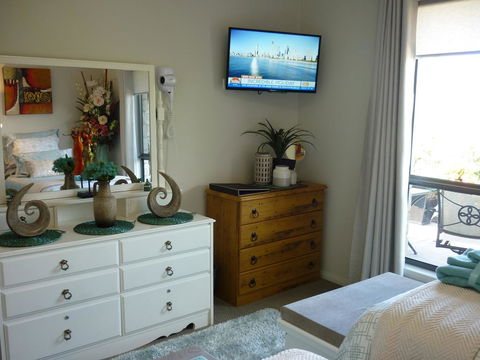 Willowbank Drive Bed & Breakfast - Internet Find 2