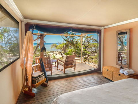 Wilson Island - Internet Find 1