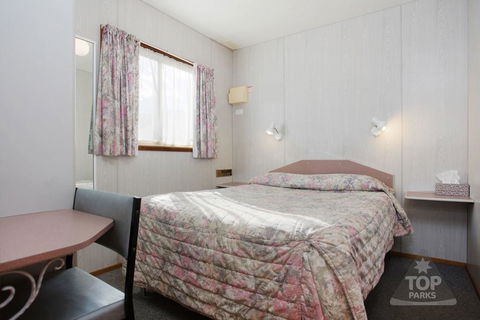 Wimmera Lakes Caravan Resort - Internet Find 2