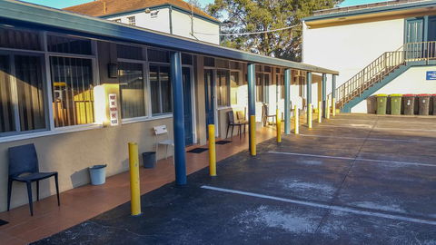 Windsor Motel - Internet Find 3