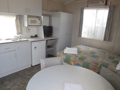 Wodonga Caravan & Cabin Park - Internet Find 2