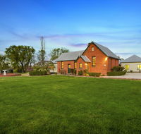 Woodend Old School House - Internet Find