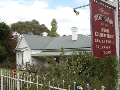 Woodlands Of Bridgetown B&B - Internet Find 0
