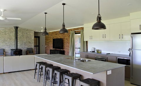 Woolshed Hill Estate - Internet Find 1