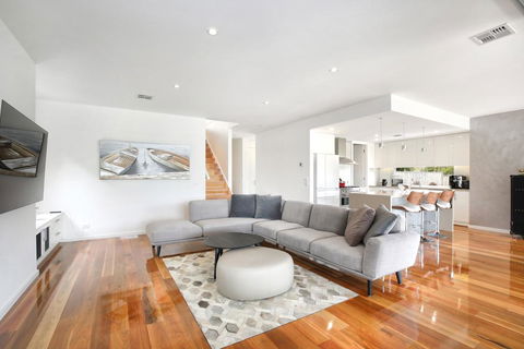 Xus Residence - Internet Find 2