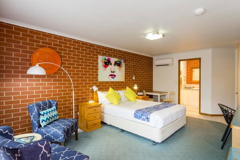 Yackandandah Motor Inn - Internet Find 1