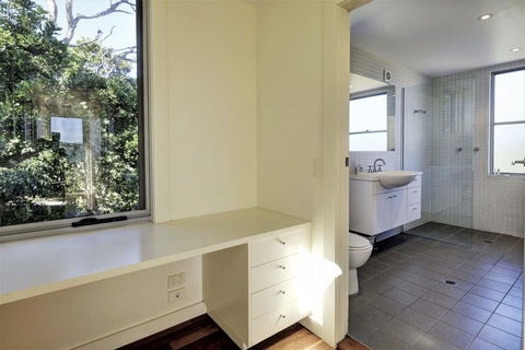 YALLUMBEE - Internet Find 3