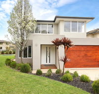 Xus Residence - Internet Find