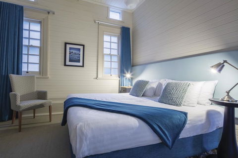 Yarrangobilly Caves House - Internet Find 1