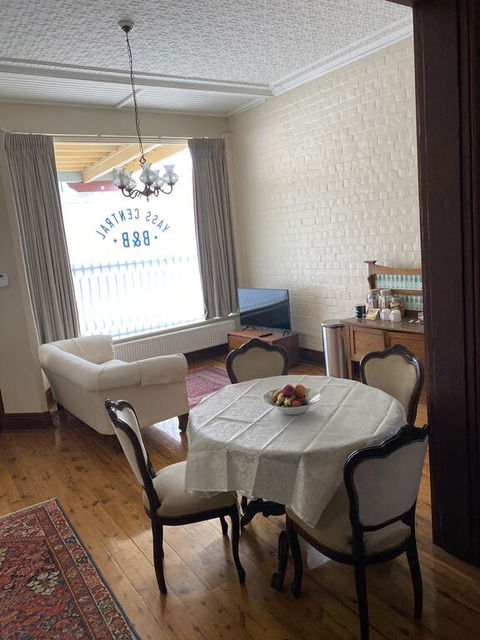 Yass Central B&B - Internet Find 1