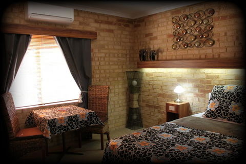 York's Boutique Motel - Internet Find 2