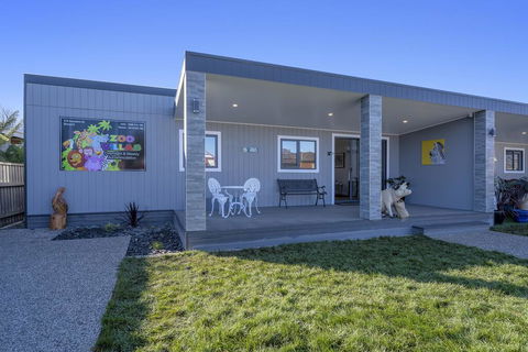 Zoo Villas : Villa Zebra - Central Wynyard - Internet Find 0