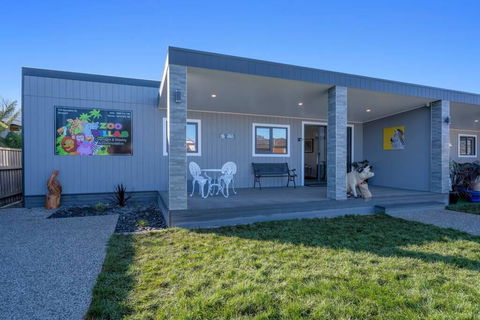 Zoo Villas : Villa Zebra - Central Wynyard - Internet Find 1