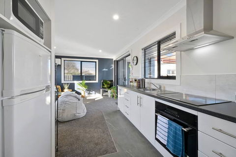 Zoo Villas: Villa Giraffe - Central Wynyard - Internet Find 1