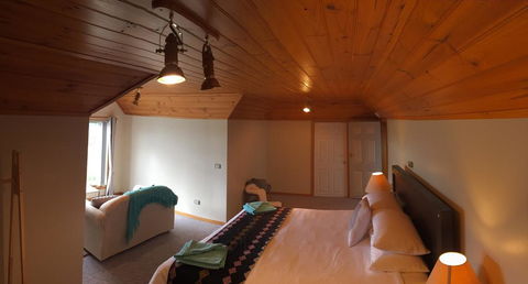 Rose Cottage Sisters Beach Accommodation - Internet Find 2