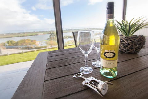 Serenity And Sweeping Murray River Views - Internet Find 2