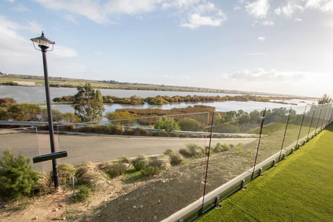 Serenity And Sweeping Murray River Views - Internet Find 0