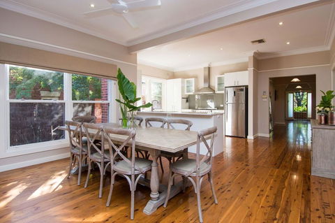 Hillsborough - Luxury, Boutique Accommodation - Internet Find 2