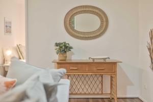 Currimundi Beach House - 1min To Currimundi Lake & Beach - Internet Find 6