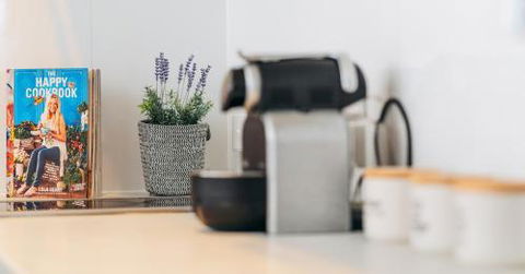 Peaceful & Quiet Near Beach, Cafe's & Hospital - Internet Find 2