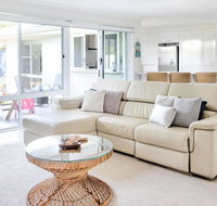 Relax at Bokarina Beach House Walk to Beach Relax by the pool - Internet Find