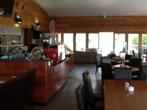 Fat Fish Beachfront Bistro - Internet Find 3
