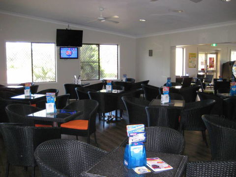 Tanilba Bay Golf Club - Internet Find 4