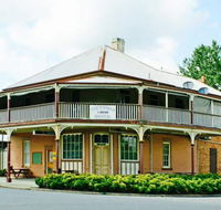 The Victoria Hotel Hinton - Internet Find