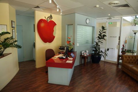 Bruce Stevens Dental Care - Internet Find 1