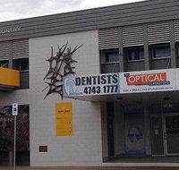 18004Teeth Dentists - Internet Find