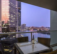 Oaks Brisbane on Felix Suites - Internet Find