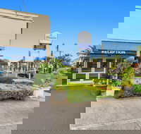 Alexander Motor Inn  Apartments - Internet Find