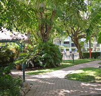 Cairns Beach Resort - Internet Find